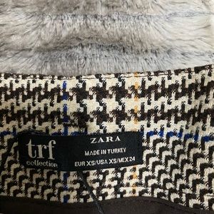 NEW ZARA SHORT XS